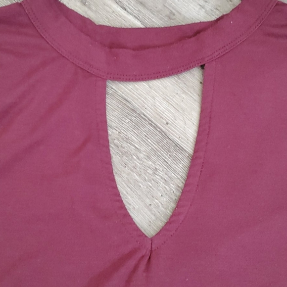 Self Esteem Keyhole Top - Picture 2 of 5